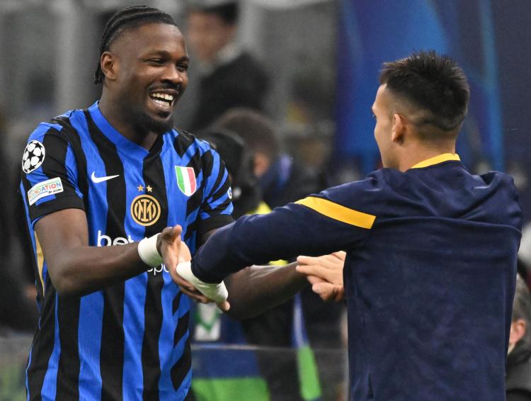 src, 出色的传球, 多的球员