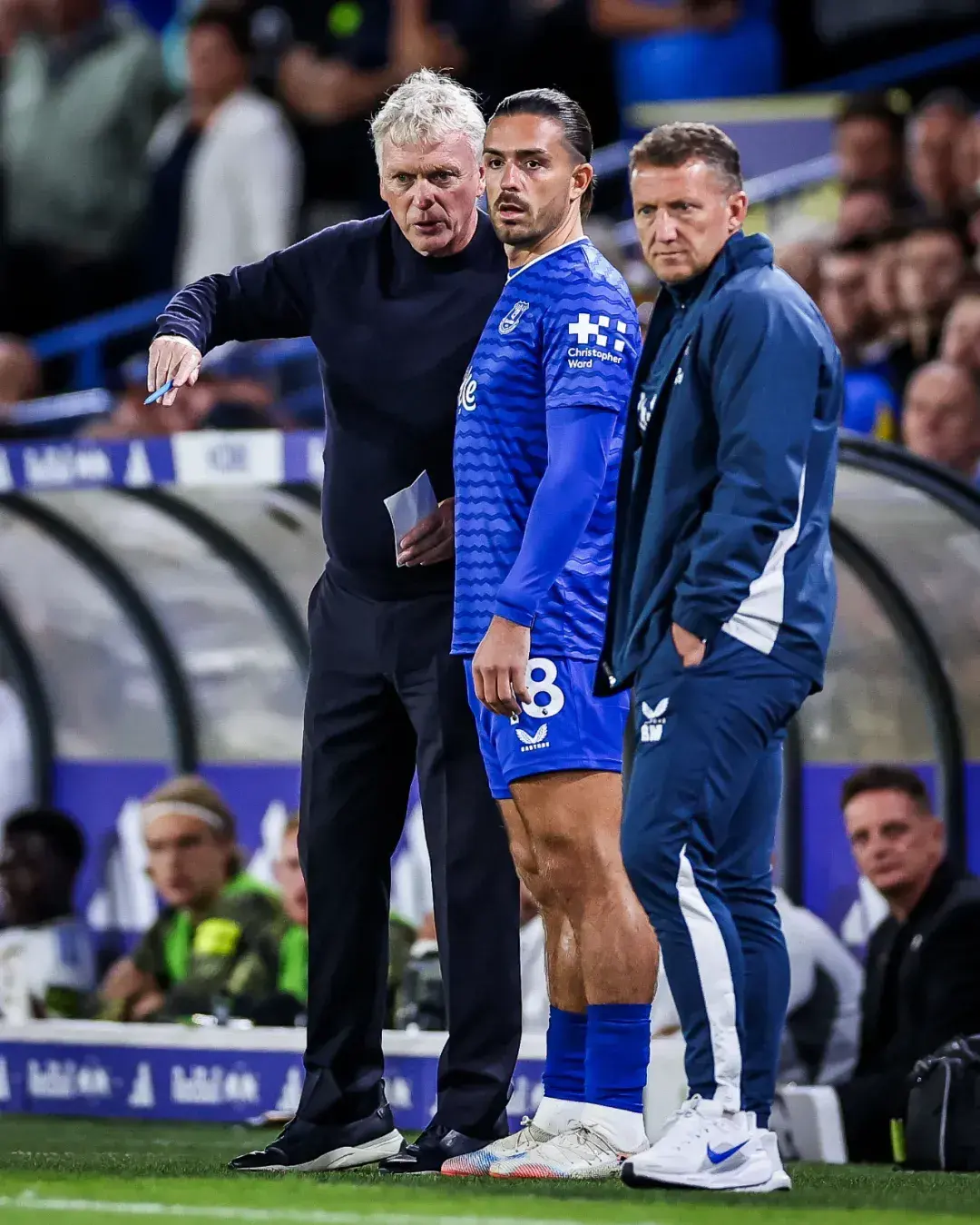 曼城亿元弃, 击败狼队