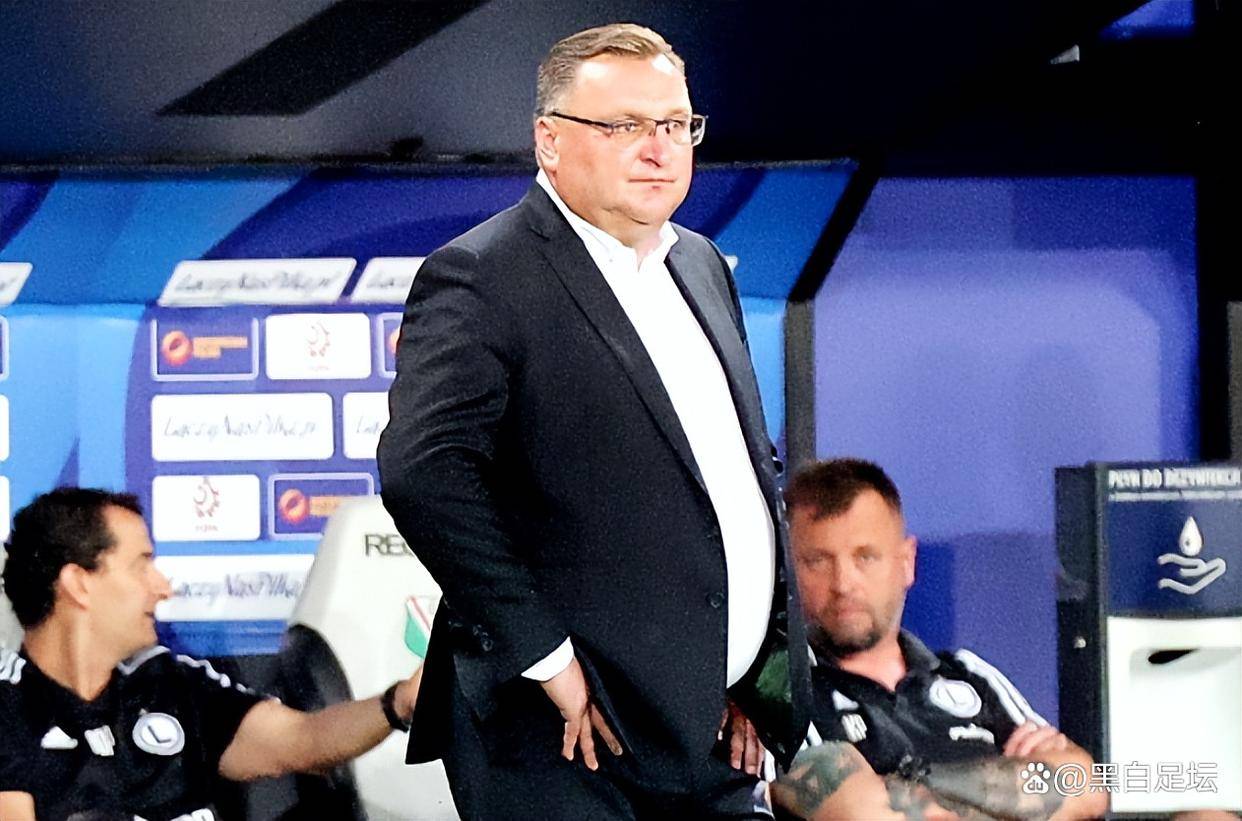 在波兰足坛, 里夏德, 米赫涅维奇 在波兰足坛, 里夏德, 米赫涅维奇