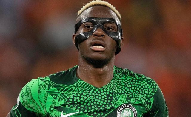 赛前领跑的, 两人再度连