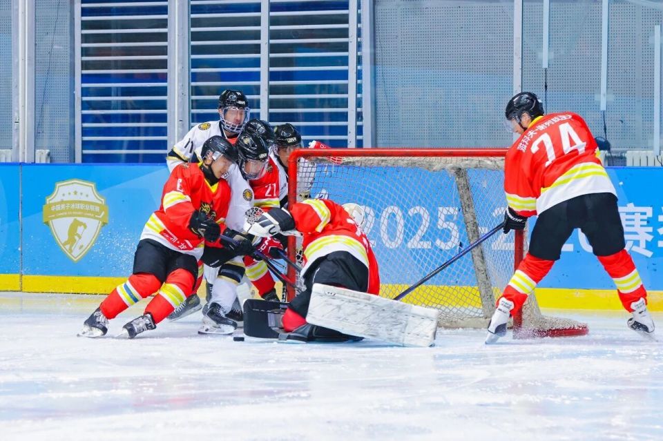 Ym, 加速冲撞犯 Ym, 加速冲撞犯